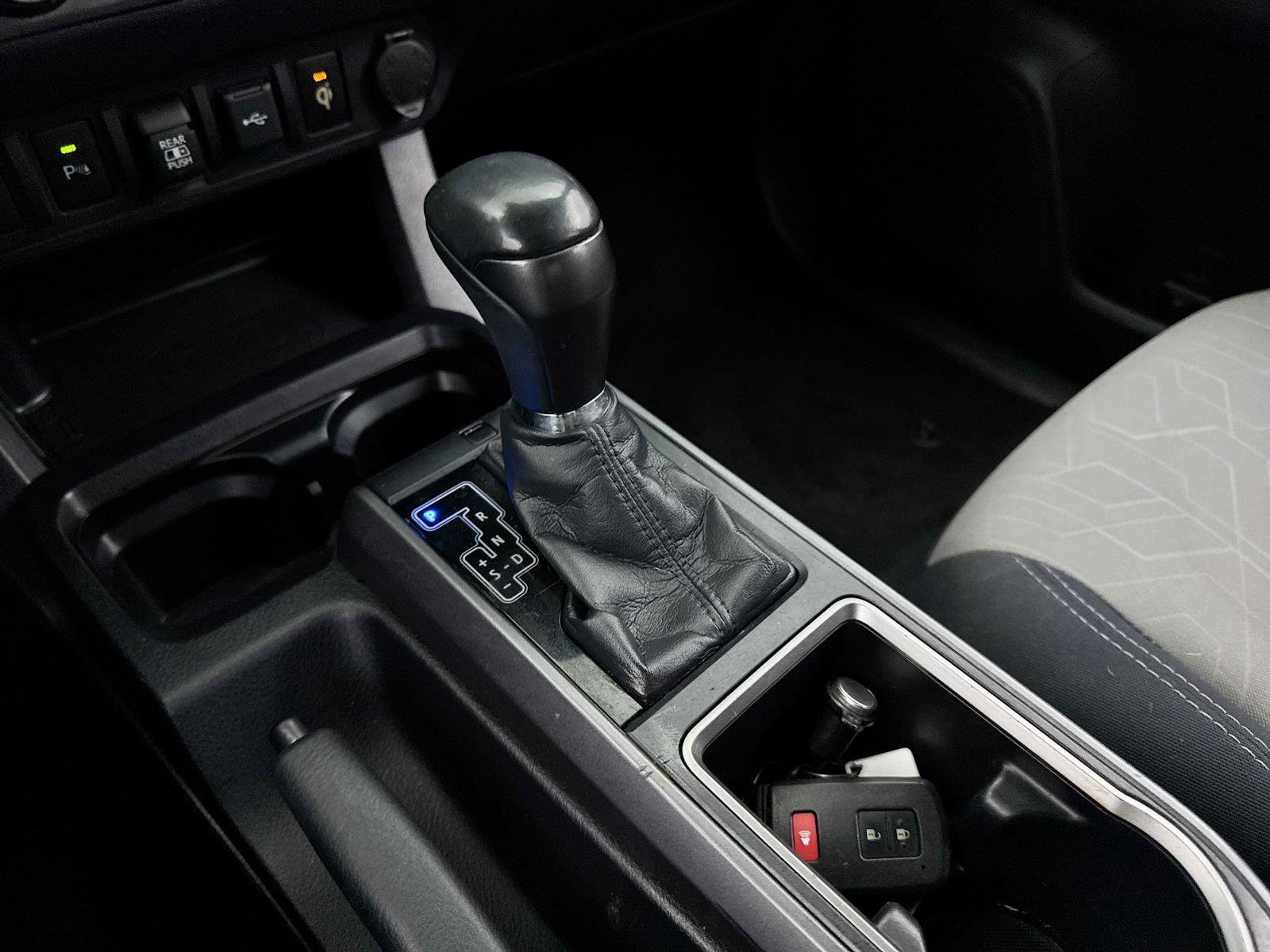 Used 2021 Toyota Tacoma TRD Sport w/ Technology Package RWD image 23
