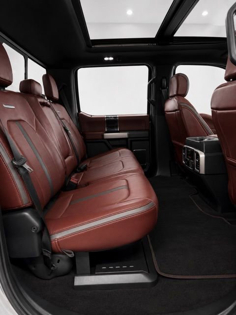 Used 2022 Ford F350 Platinum w/ FX4 Off-Road Package AWD/4WD image 19