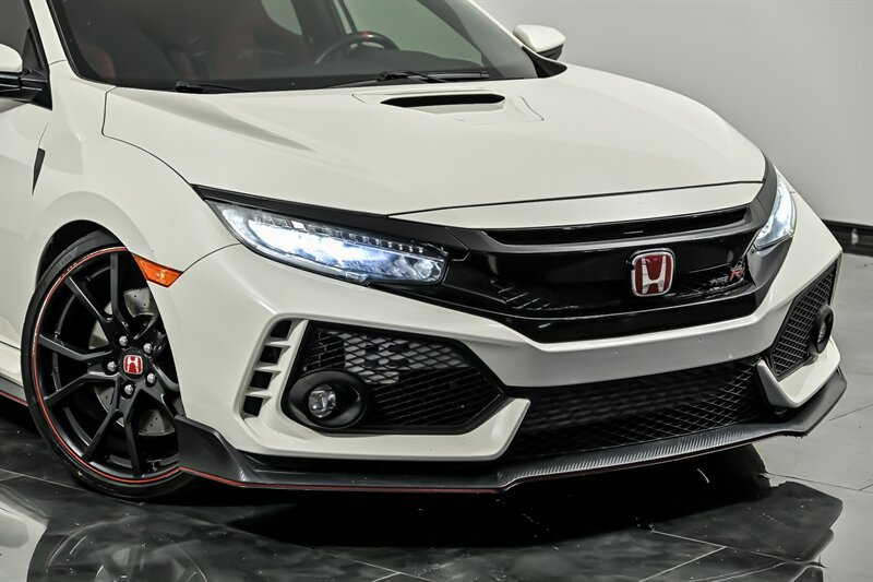 Used 2019 Honda Civic Type R image 2
