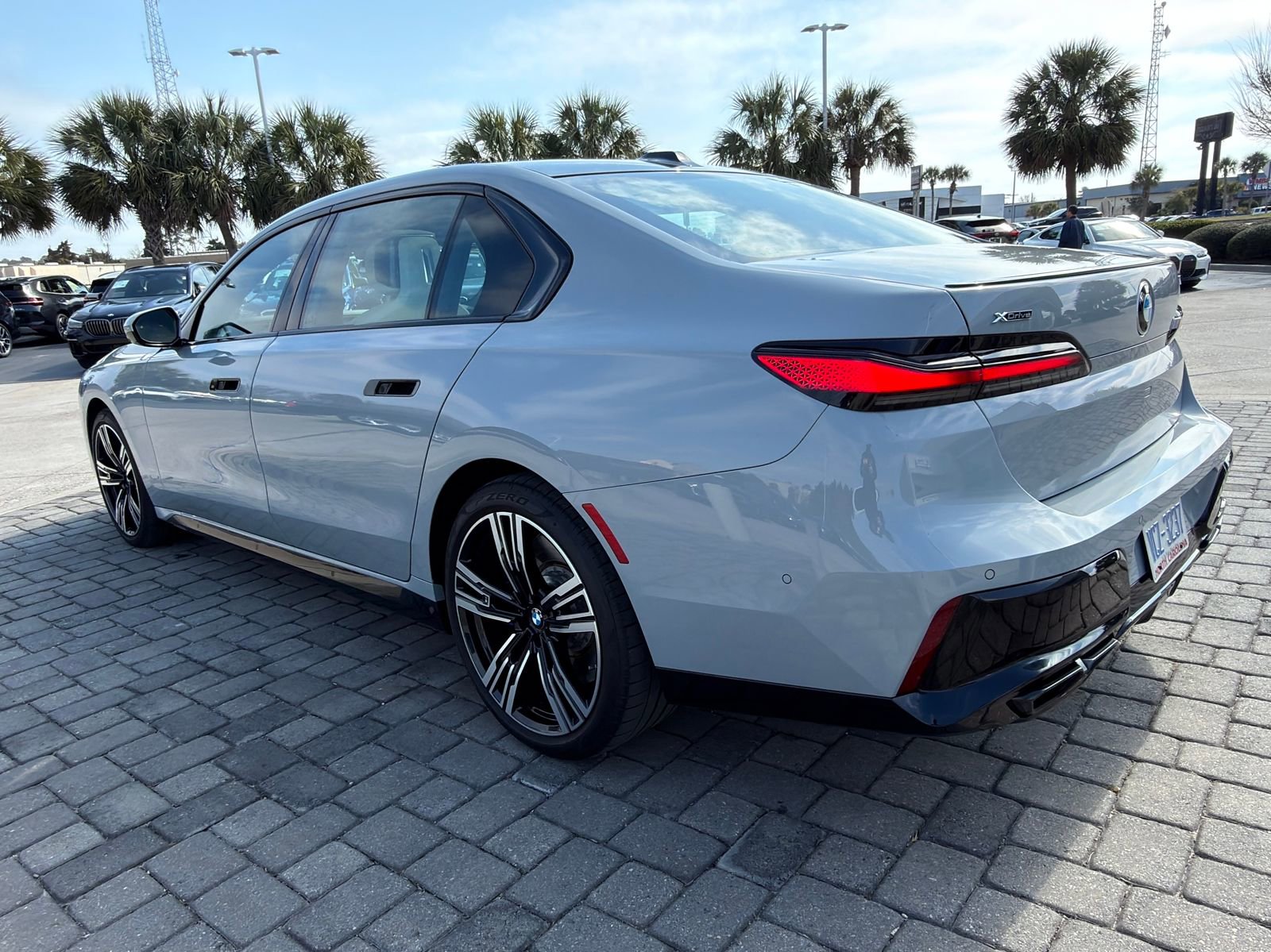 Certified 2024 BMW 760i xDrive w/ Executive Package image 11