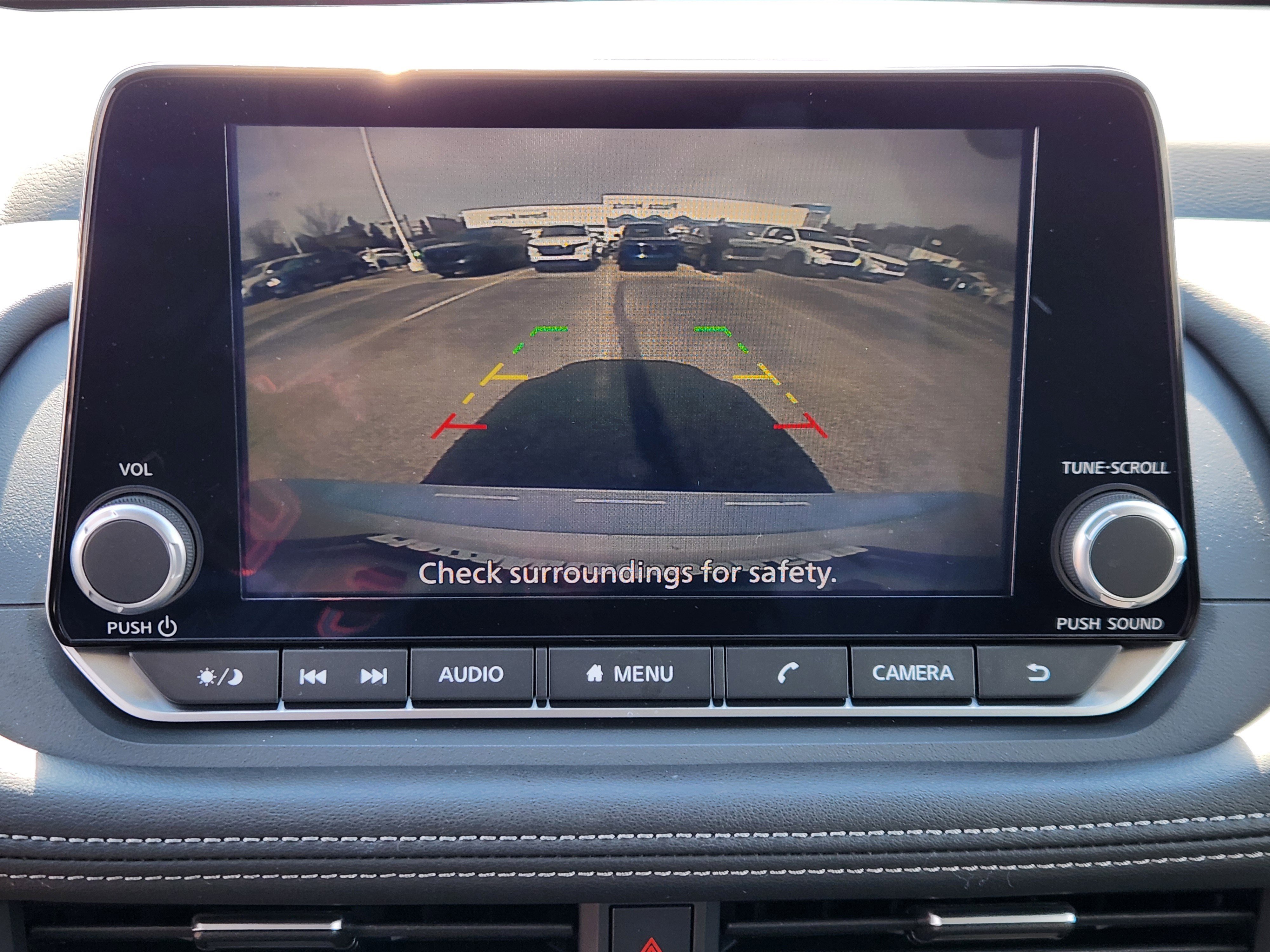 Used 2024 Nissan Rogue SV w/ SV Premium Package image 13