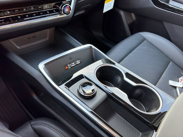 New 2027 Chevrolet Equinox LT w/ Convenience Package II FWD image 26
