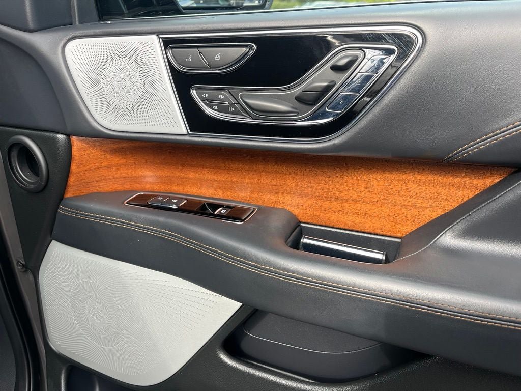 Certified 2023 Lincoln Navigator L Black Label AWD/4WD image 22