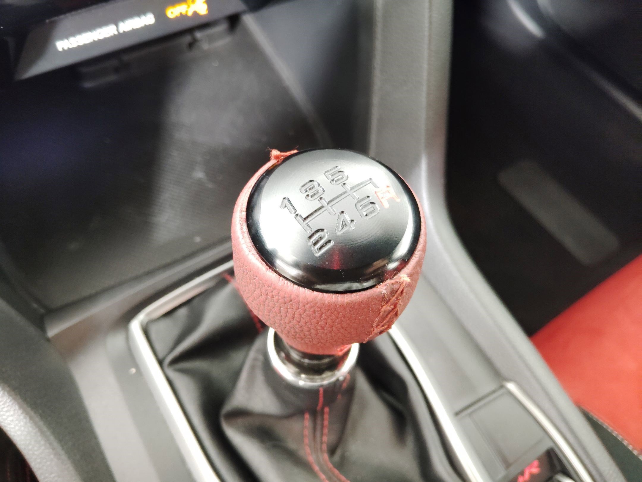 Certified 2018 Honda Civic Type R image 24