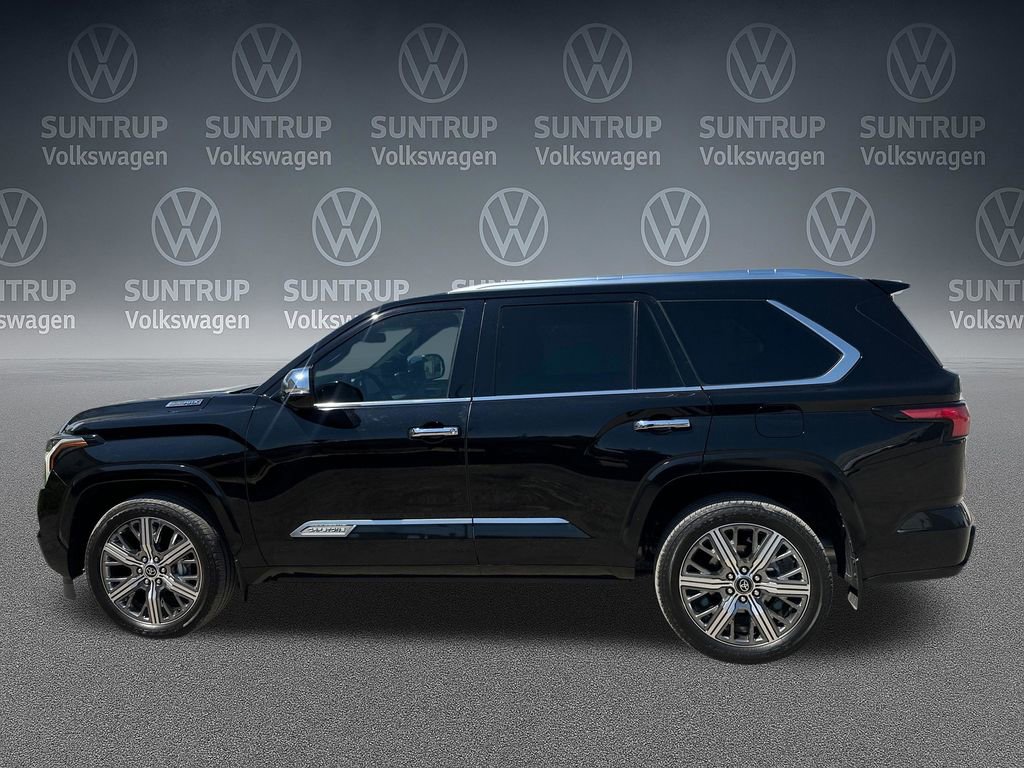 Used 2024 Toyota Sequoia Capstone AWD/4WD image 37