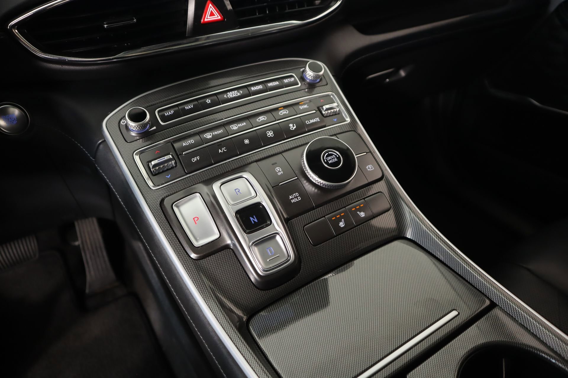 Used 2021 Hyundai Santa Fe SEL w/ Convenience + Premium Package image 9