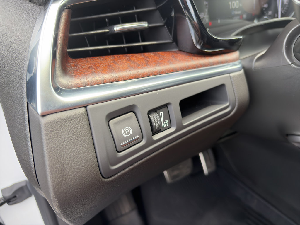 Used 2024 Cadillac XT5 Sportv w/ LPO, Floor Liner Package AWD/4WD image 20
