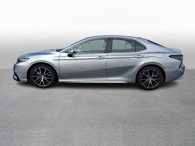 Used 2023 Toyota Camry SE image 7