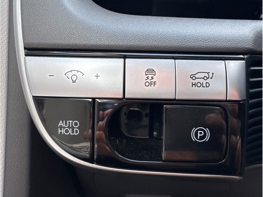 Used 2024 Hyundai Ioniq 5 SEL AWD/4WD image 26