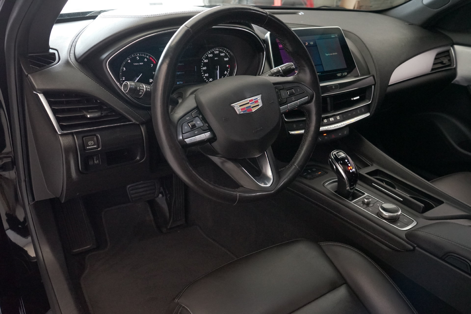 Used 2023 Cadillac CT5 Luxury w/ Sun And Sound Package RWD image 2