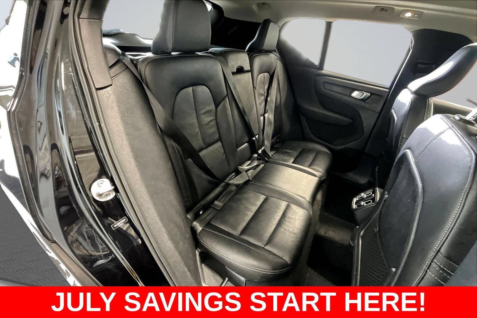 Used 2023 Volvo XC40 B5 Ultimate AWD/4WD image 29