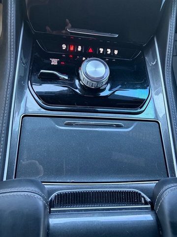 Used 2023 Jeep Wagoneer 4WD w/ Premium Group I image 18