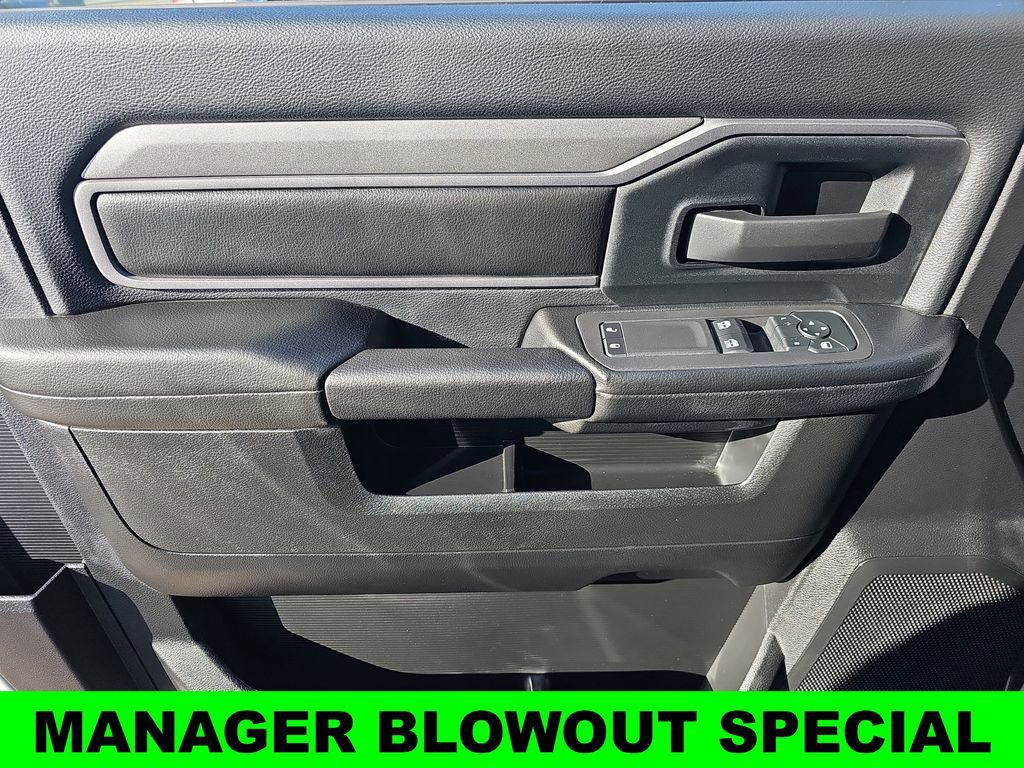 New 2026 RAM 3500 Tradesman AWD/4WD image 27