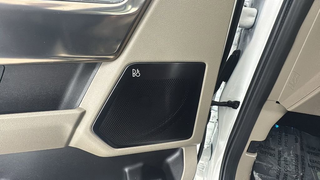 Used 2025 Ford F150 Platinum w/ Equipment Group 703A Plus image 19