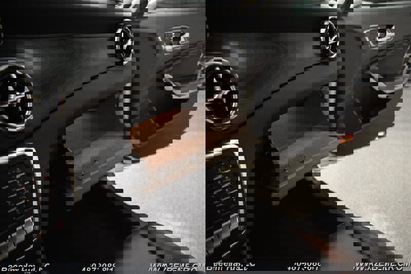 Used 2018 Mercedes-Benz GLA 250 4MATIC w/ Premium Package image 35