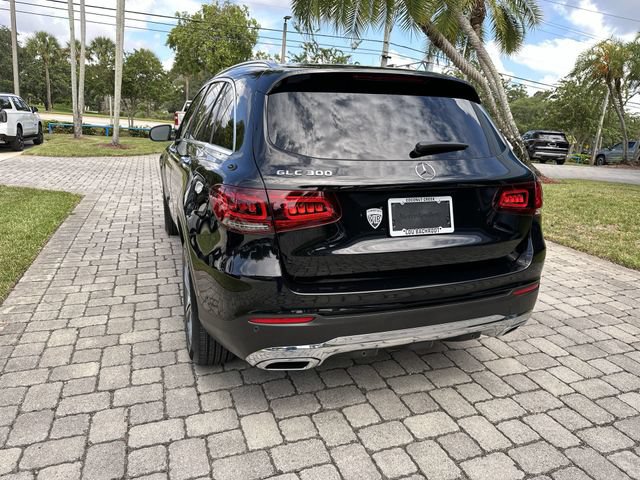 Used 2022 Mercedes-Benz GLC 300 w/ Premium Package Lite image 34