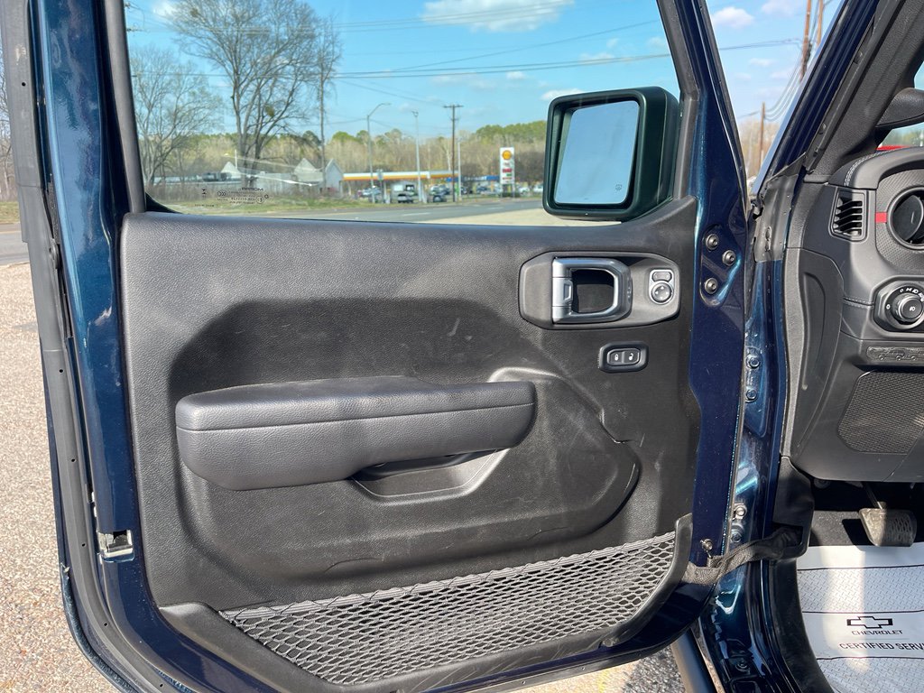 Used 2025 Jeep Wrangler Unlimited Rubicon image 19