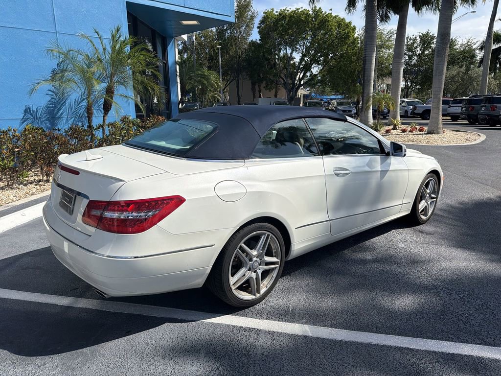 Used 2011 Mercedes-Benz E 350 Cabriolet image 8
