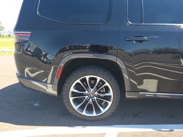 Used 2022 Jeep Wagoneer Series III w/ Premium Group I image 8