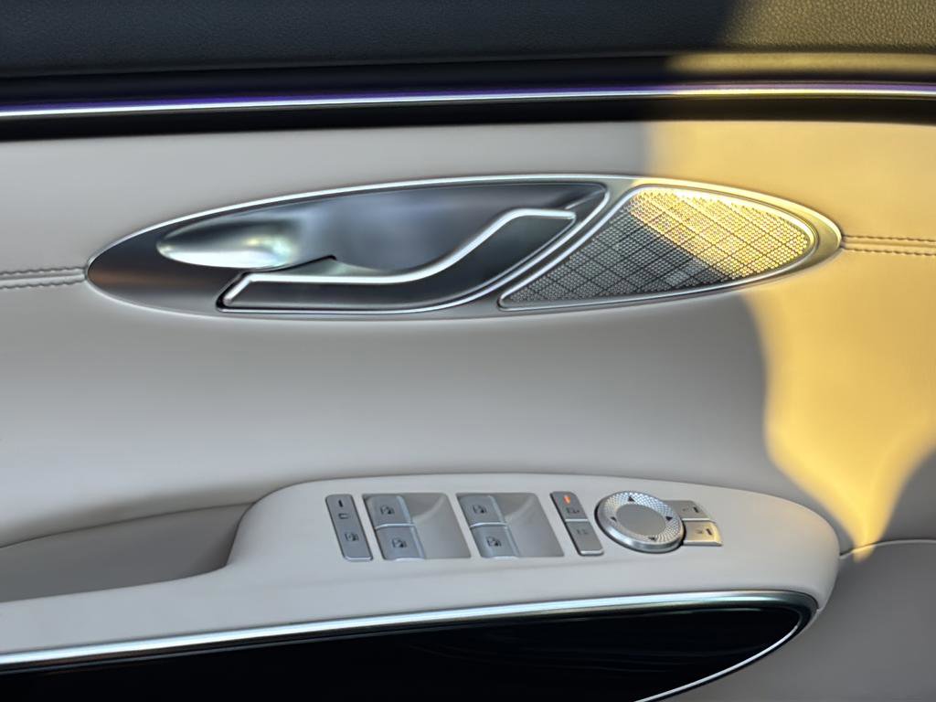 Certified 2026 Genesis GV70 2.5T image 16