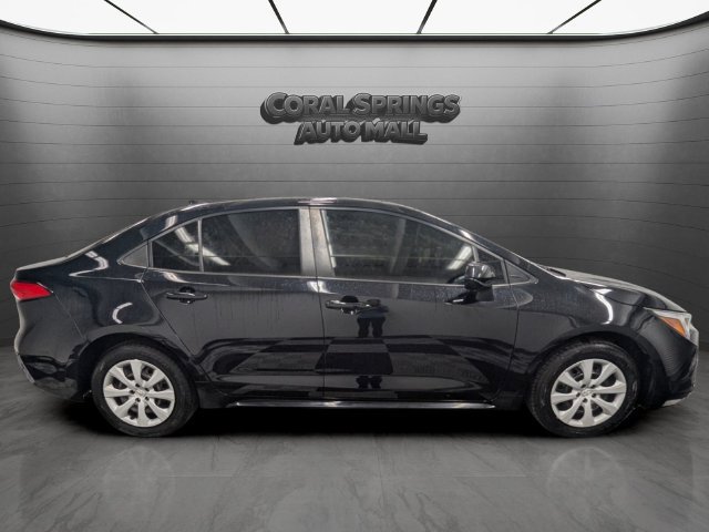 Used 2024 Toyota Corolla LE FWD image 8