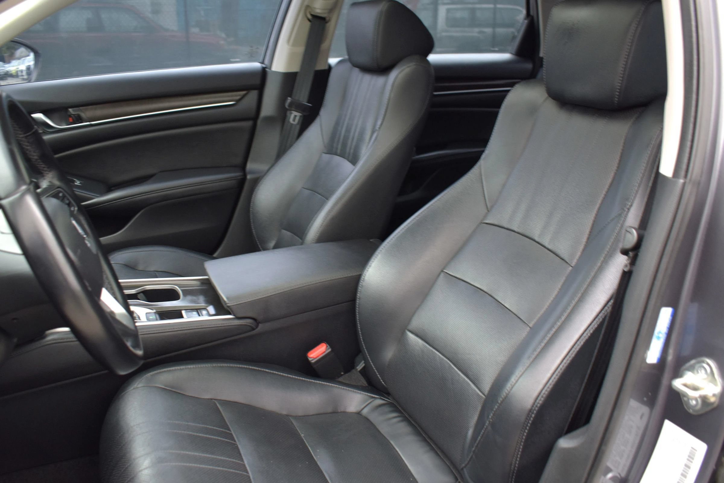Used 2020 Honda Accord EX-L image 13