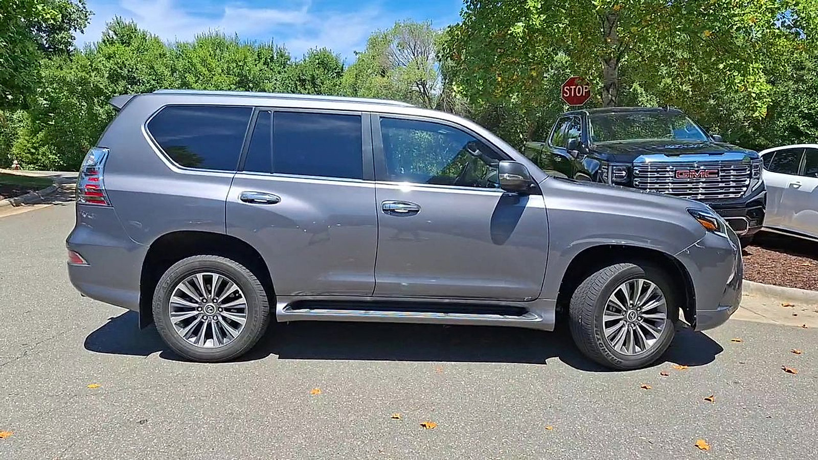 Used 2022 Lexus GX 460 Luxury image 9