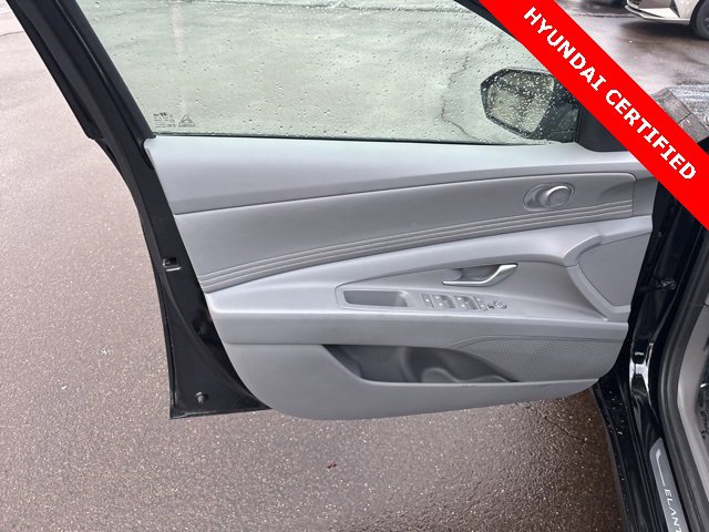 Certified 2025 Hyundai Elantra Sport image 11