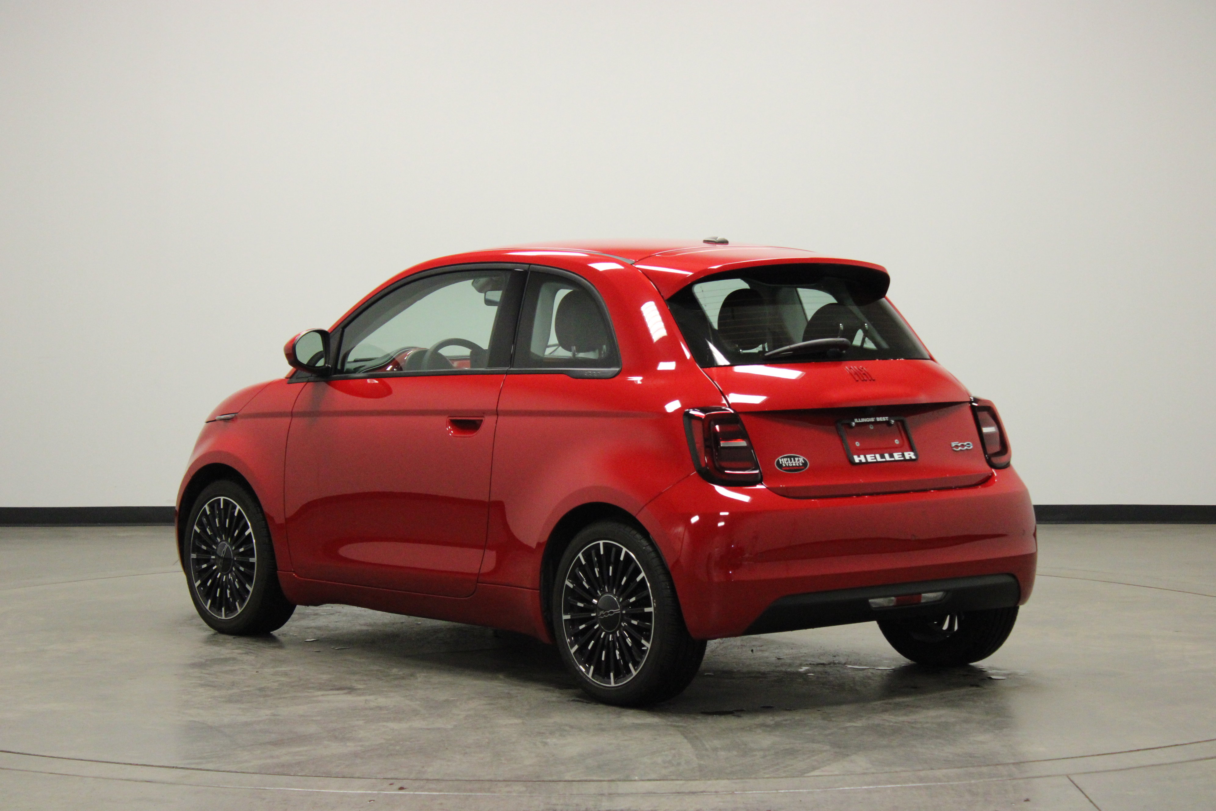 Used 2024 FIAT 500 e (RED) image 6