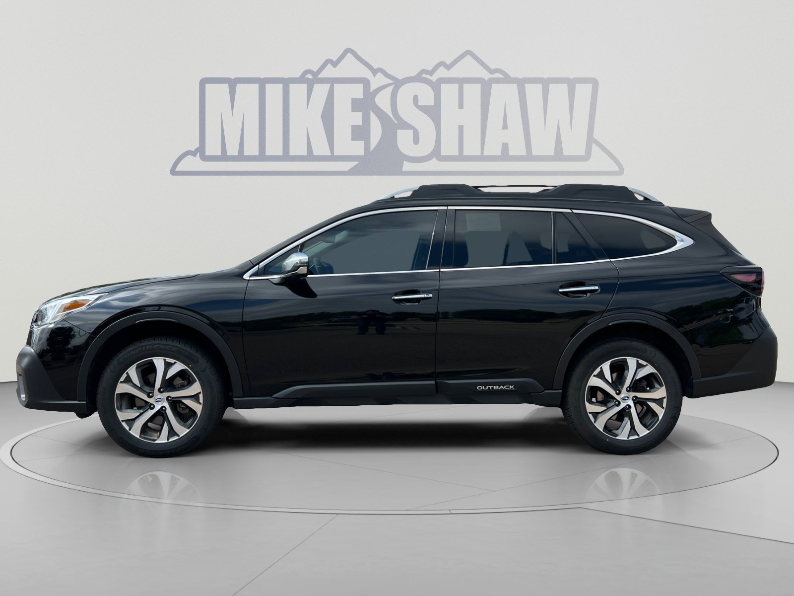 Used 2022 Subaru Outback Touring XT AWD/4WD image 2