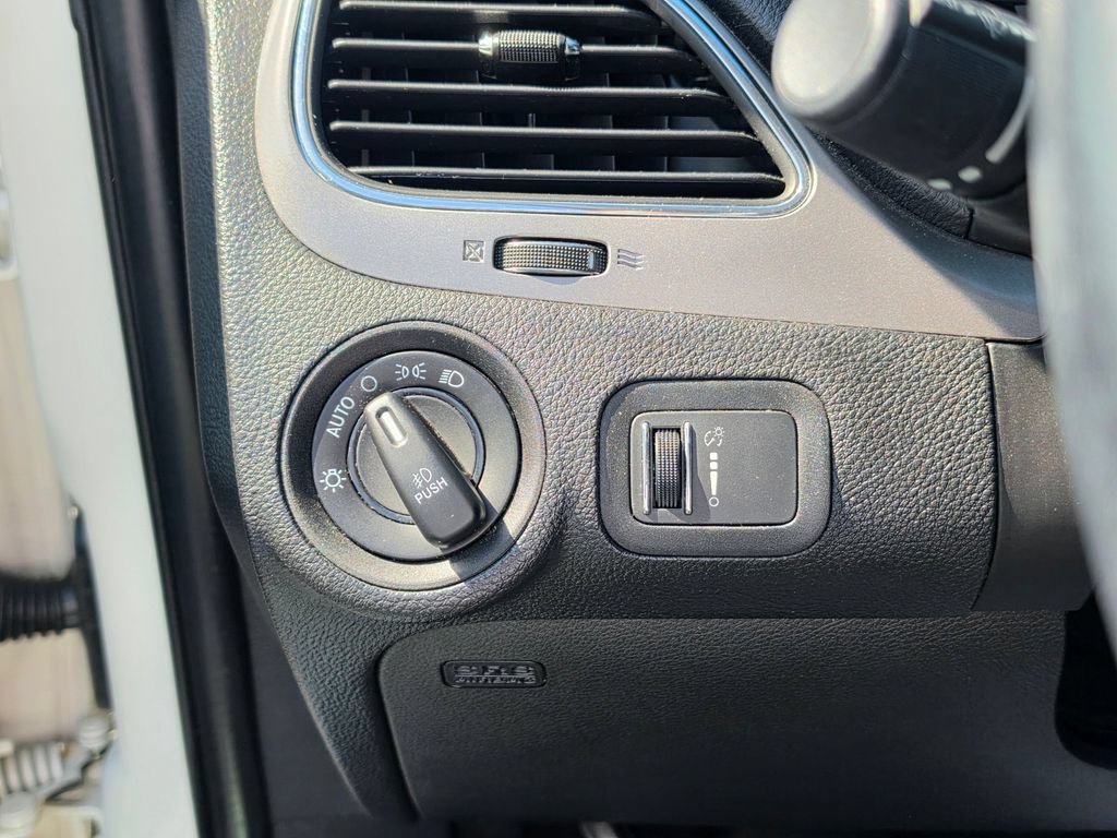 Used 2019 Dodge Journey Crossroad FWD image 14