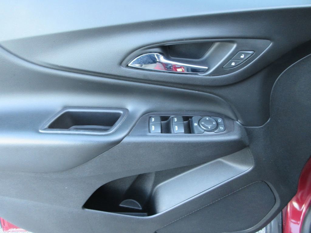 Used 2020 Chevrolet Equinox LT w/ LPO, Floor Liner Package image 20