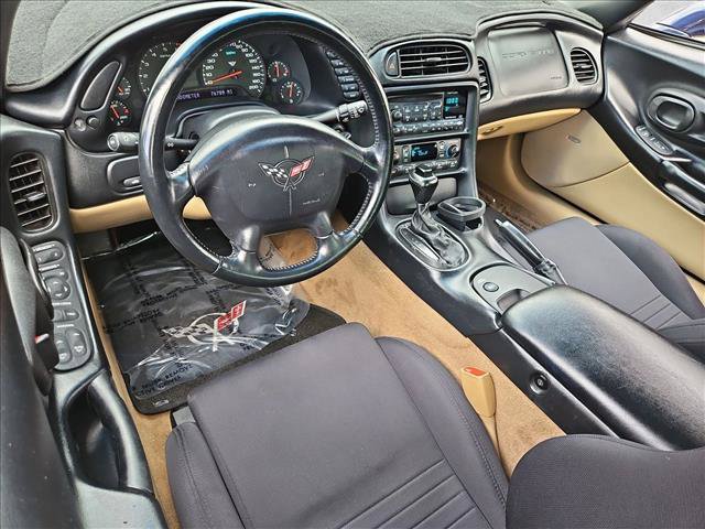 Used 2000 Chevrolet Corvette Coupe w/ Roof Pkg RWD image 10