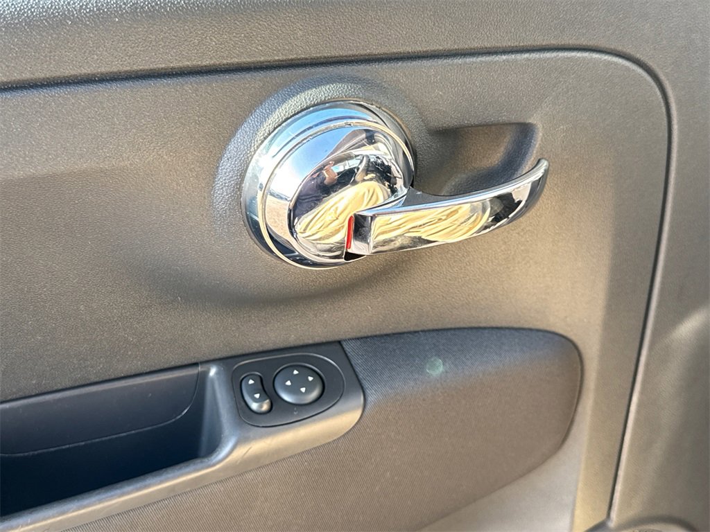 Used 2016 FIAT 500 Pop w/ Italia Package image 24