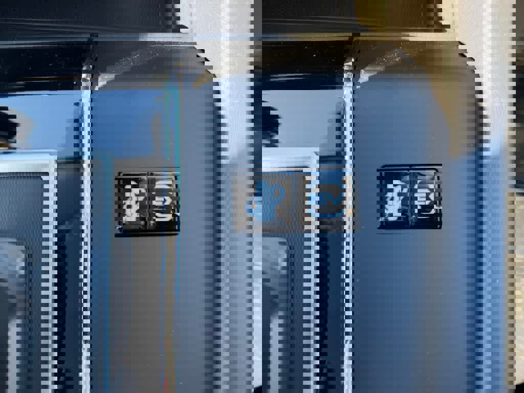 New 2026 Mitsubishi Outlander SEL image 19