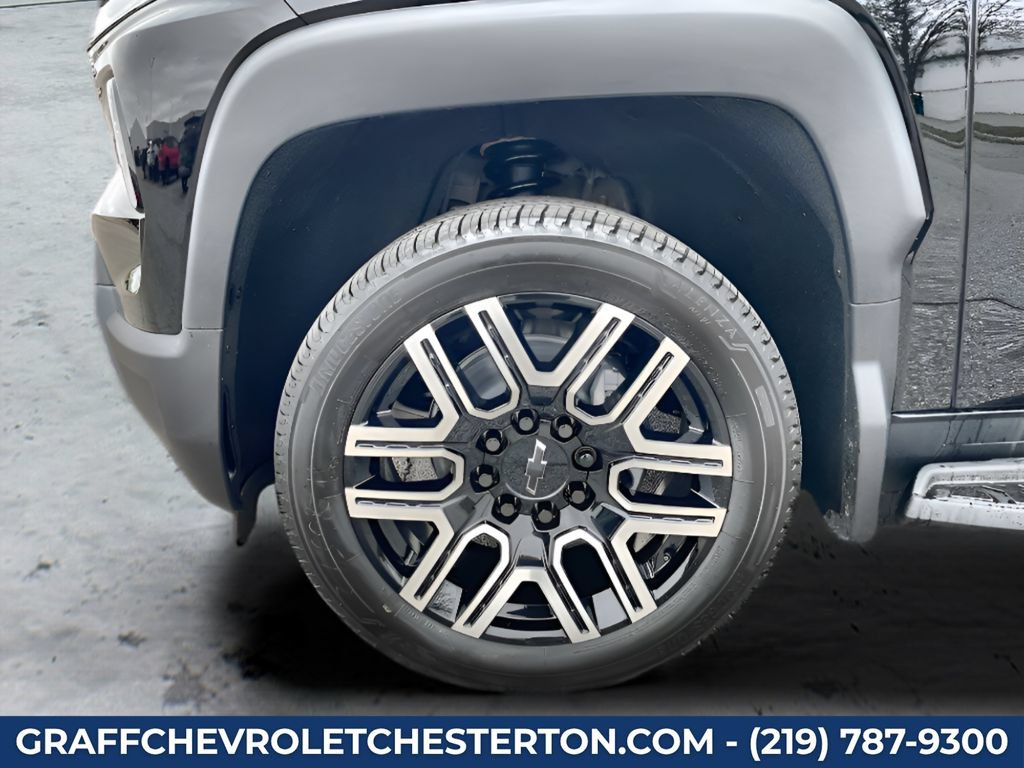 New 2026 Chevrolet Silverado EV LT w/ LPO, Dark Package Plus AWD/4WD image 18