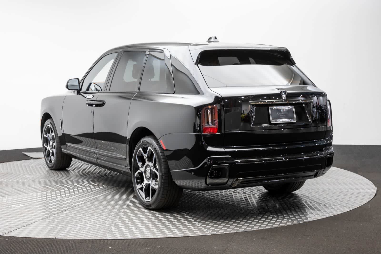New 2027 Rolls-Royce Cullinan Black Badge AWD/4WD image 4