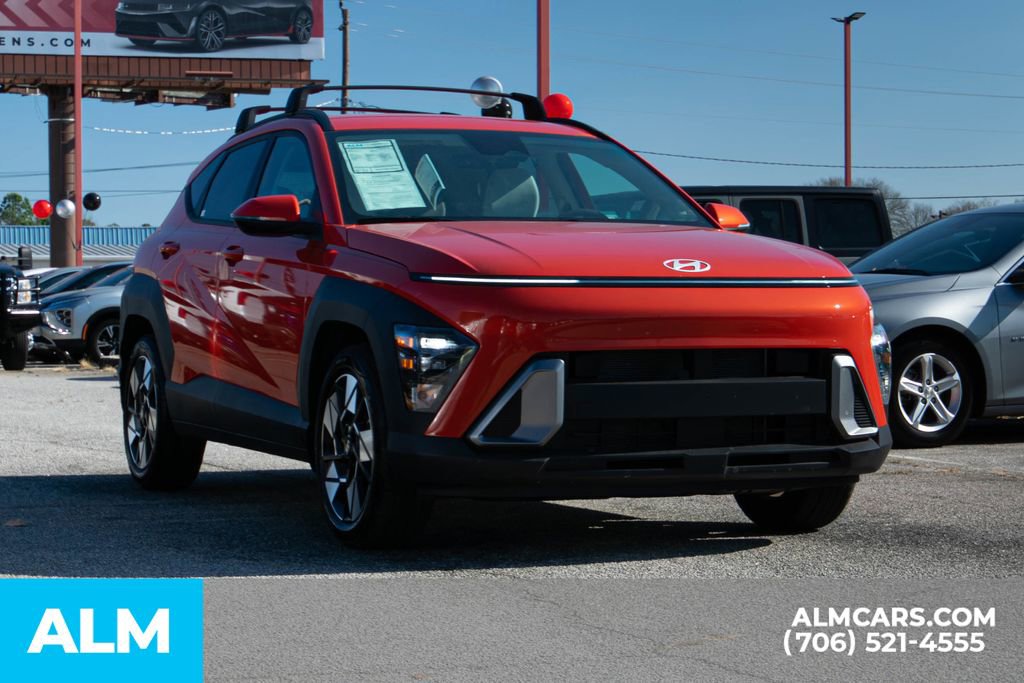 Used 2025 Hyundai Kona SEL image 5