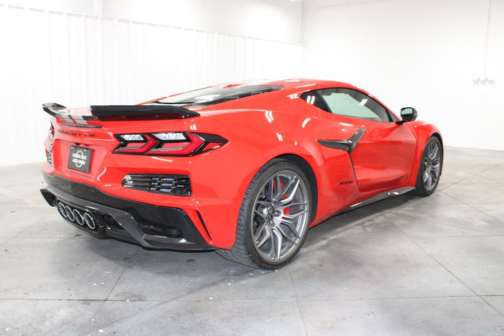 Used 2024 Chevrolet Corvette Z06 w/ Battery Protection Package image 8
