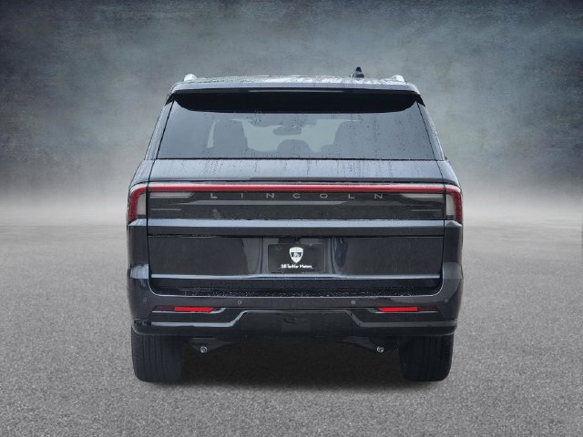 New 2026 Lincoln Navigator L Black Label AWD/4WD image 6