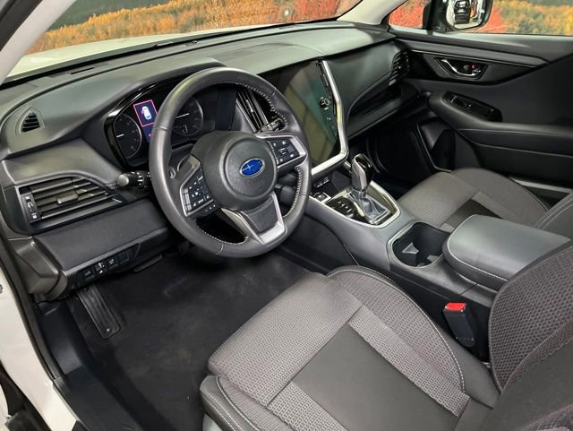 Used 2025 Subaru Outback Premium AWD/4WD image 24