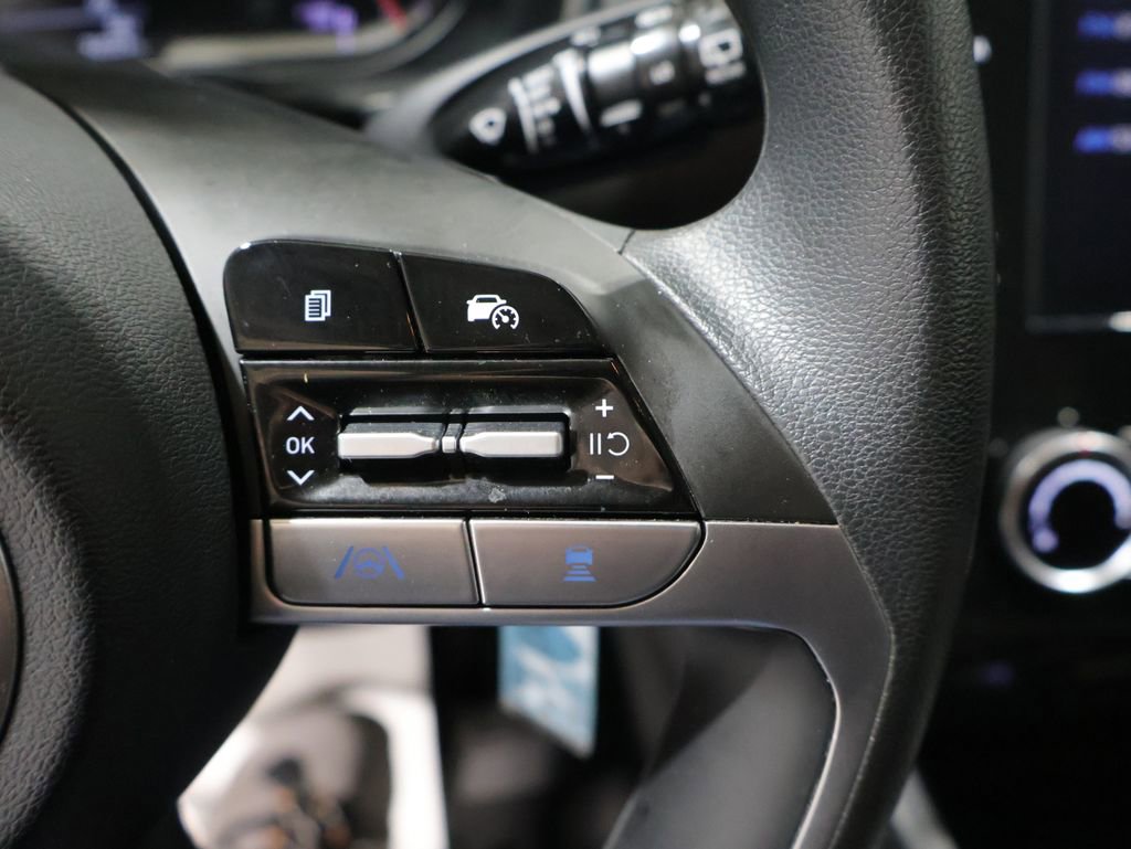 Used 2023 Hyundai Tucson SE image 31