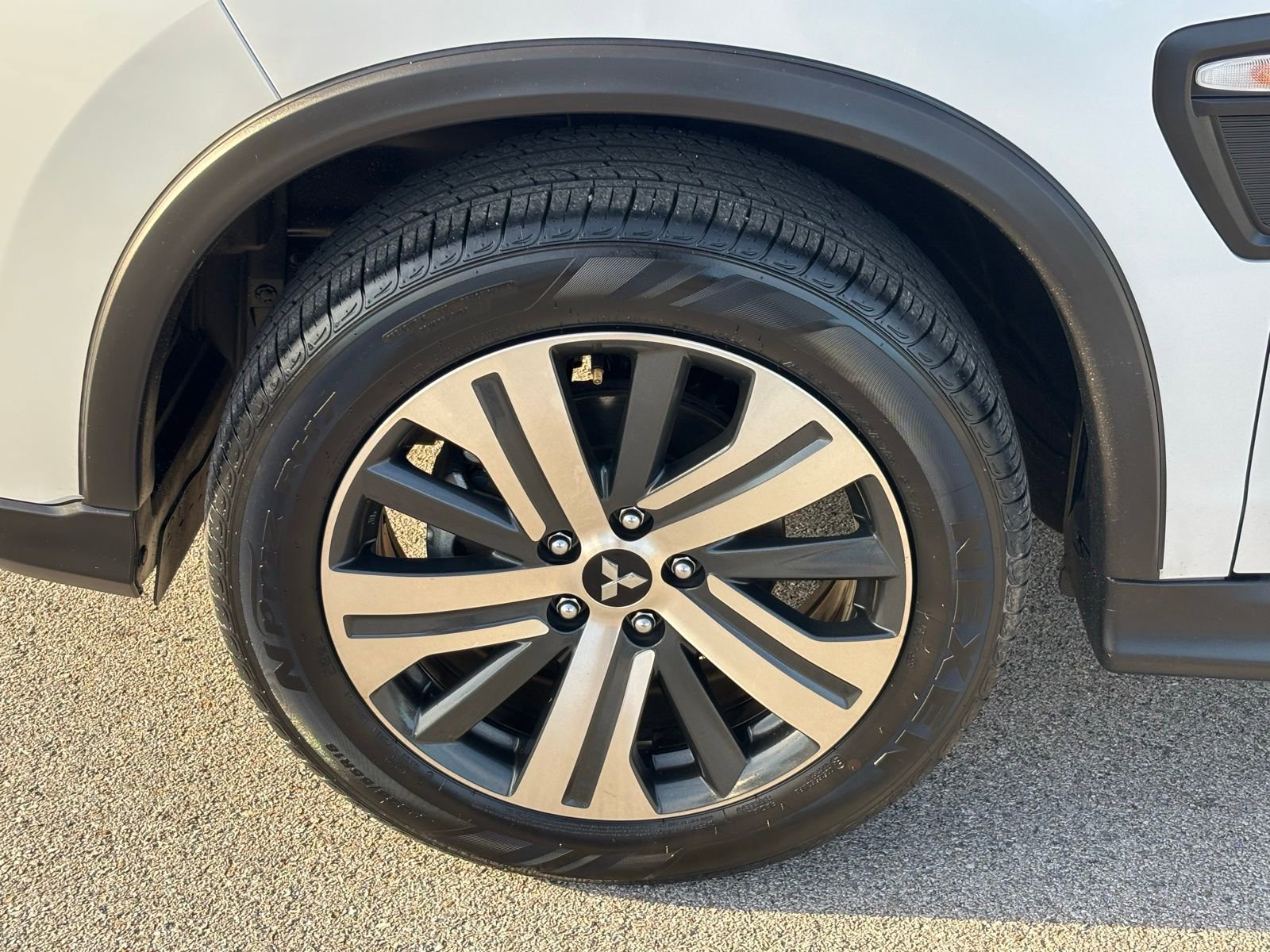 Used 2024 Mitsubishi Outlander Sport ES image 9