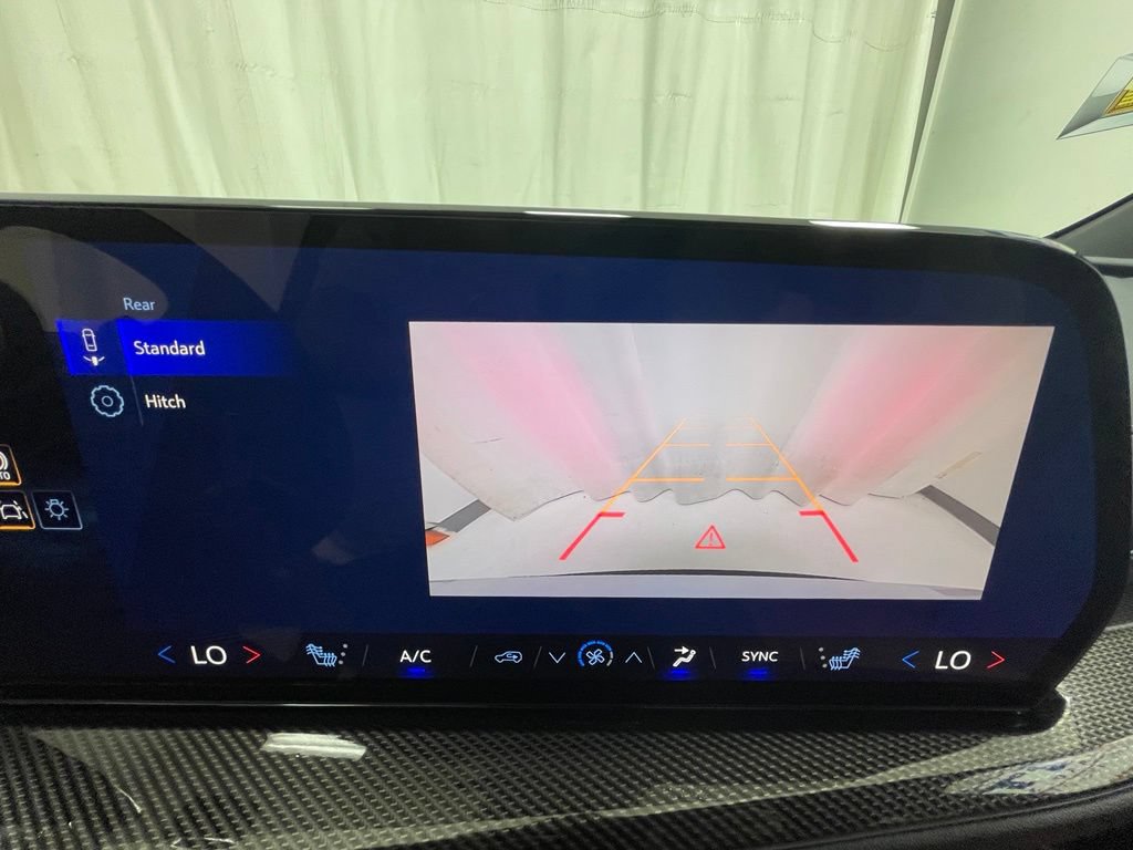 New 2027 Chevrolet Traverse Z71 AWD/4WD image 32