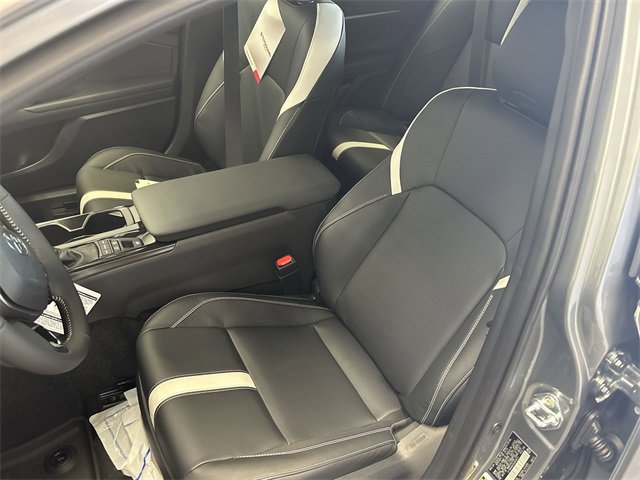 New 2025 Toyota Camry SE image 12