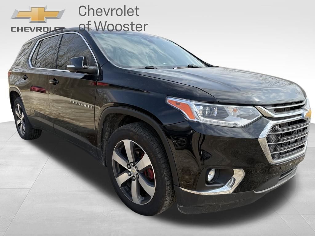 Used 2021 Chevrolet Traverse LT w/ LT Premium Package image 7