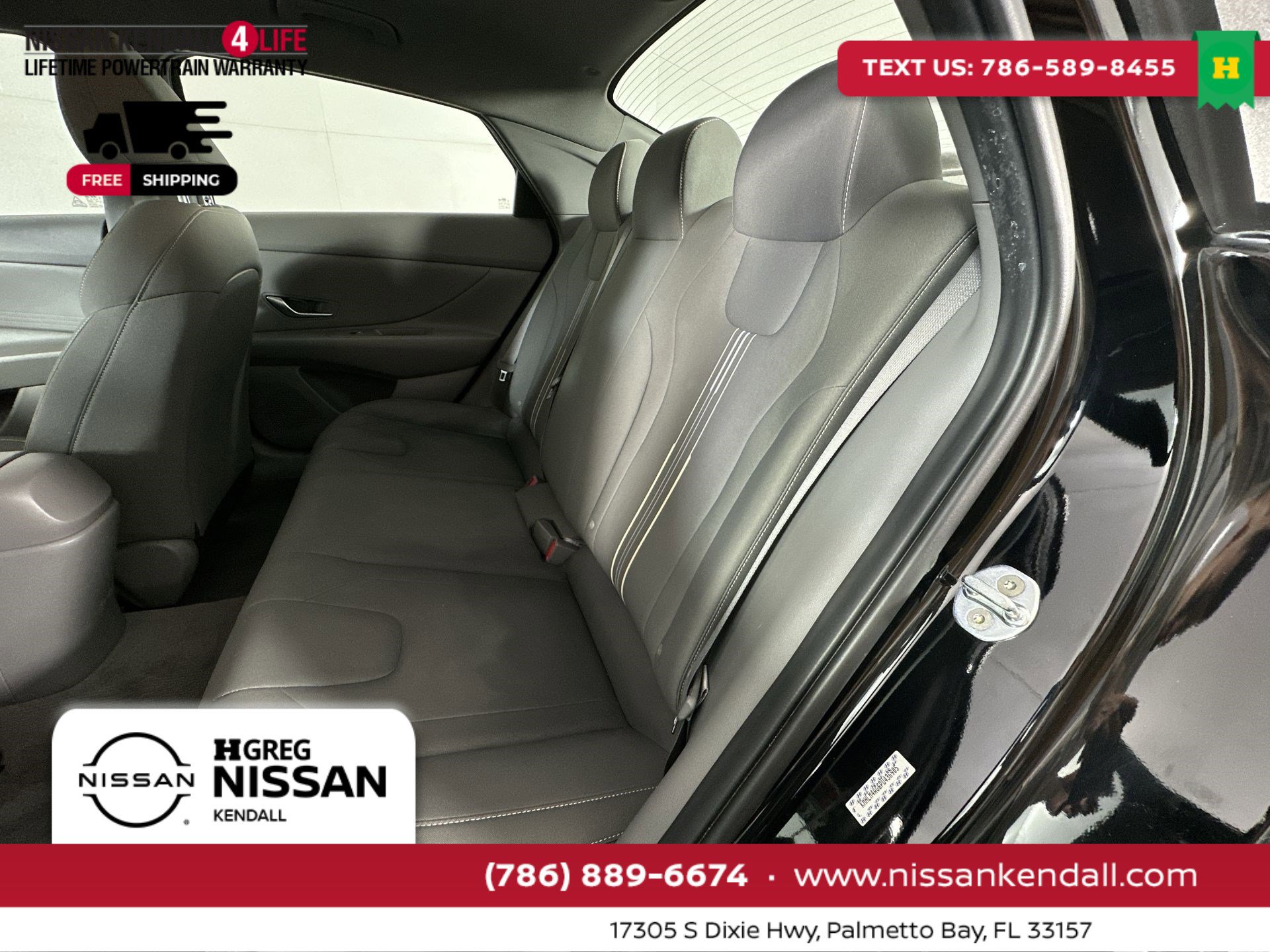 Used 2023 Hyundai Elantra SEL w/ Preferred Accessory Package image 27