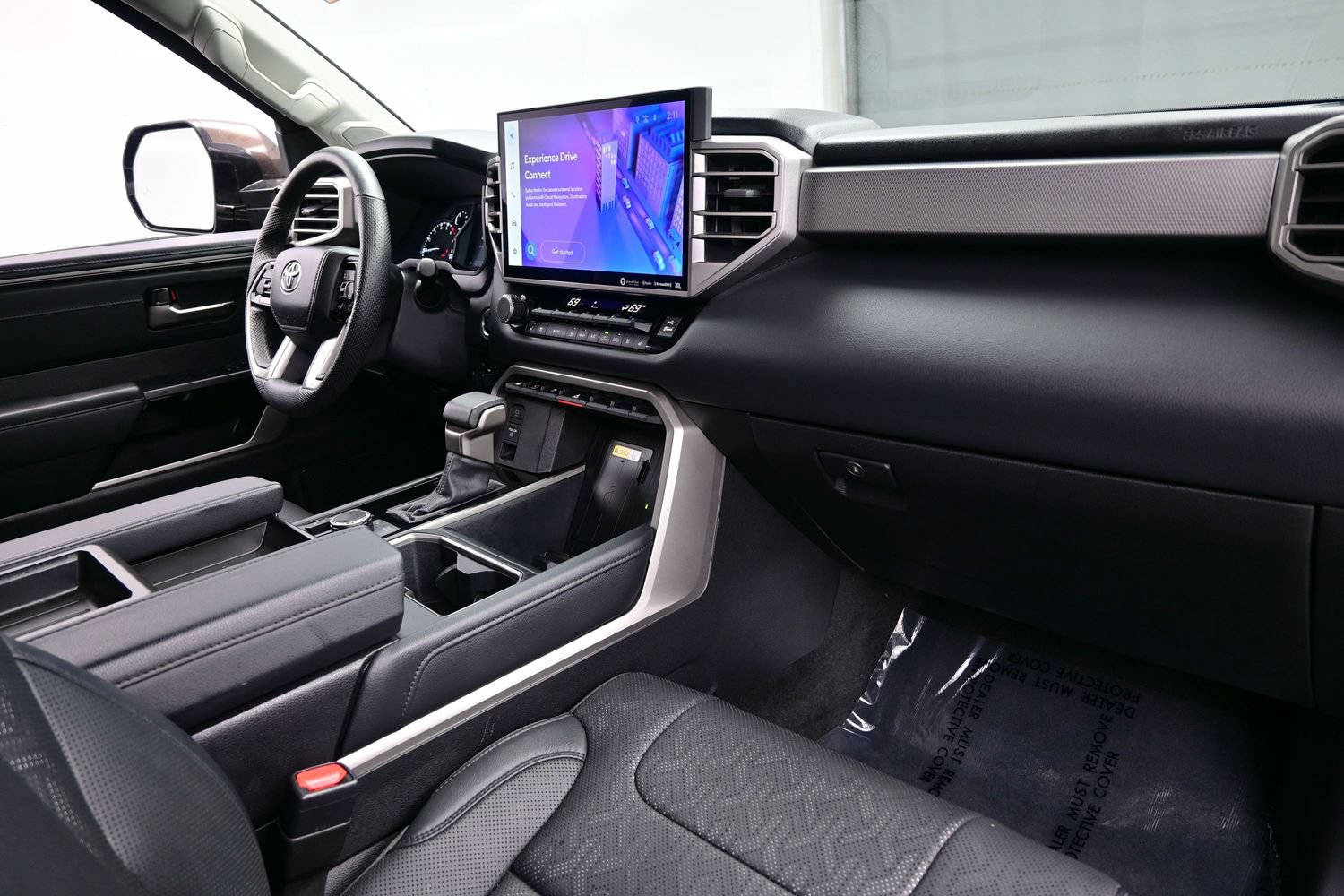 Used 2023 Toyota Tundra Limited AWD/4WD image 15