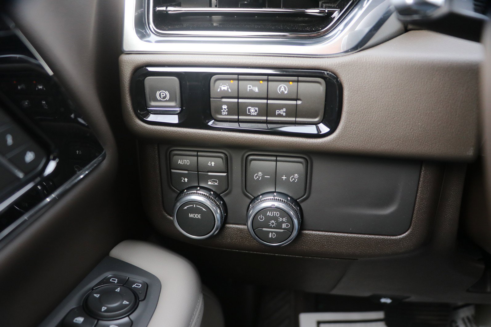 New 2026 GMC Yukon XL Elevation image 12