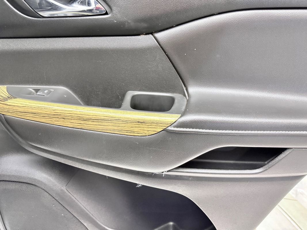 Used 2018 GMC Acadia Denali w/ Technology Package image 18